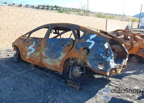 2015 Toyota Prius Four from USA, damaged, VIN JTDKN3DUXF0442575